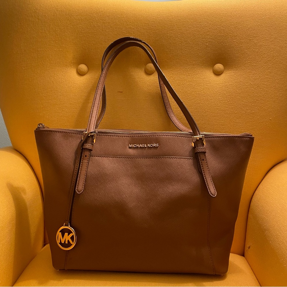 Michael Kors Ciara Tote Bag